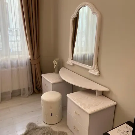 Vesela Apartment